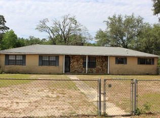 6151 Cherokee Rd, Milton, FL 32570