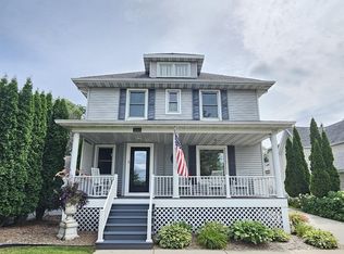 809 S Adams St, Green Bay, WI 54301