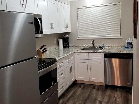 5th image of 3507 W 1st Ave APT C