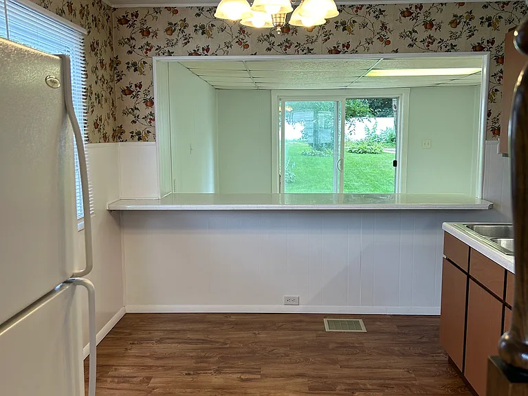 502 Center St — Photo 19