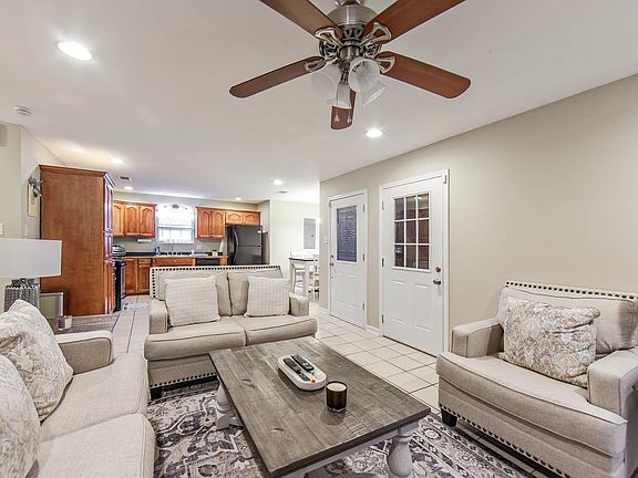 4th image of 287 Jolie Oaks Blvd
