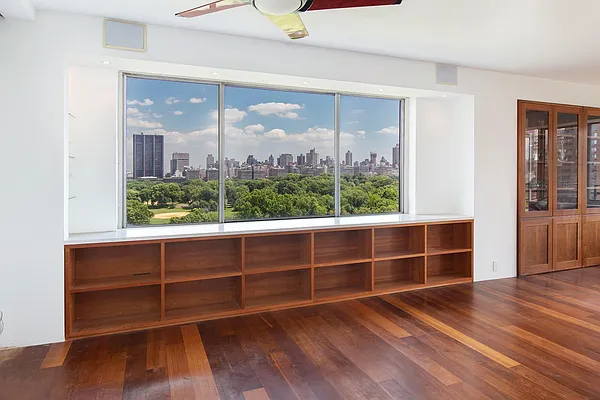 Sold by Douglas Elliman | media 14