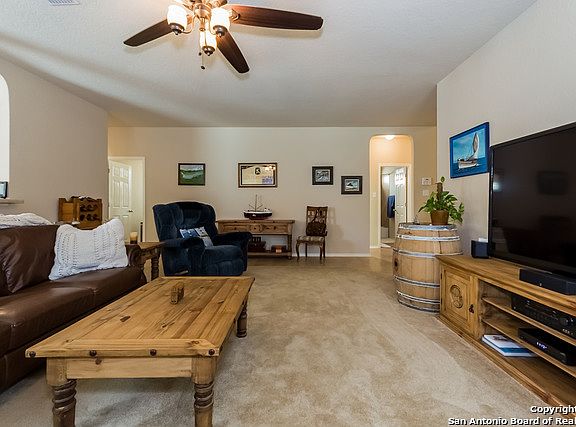4th image of 12138 Sugarberry Way