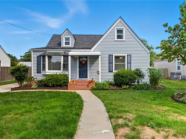 8832 Stratford St, Norfolk, VA 23503