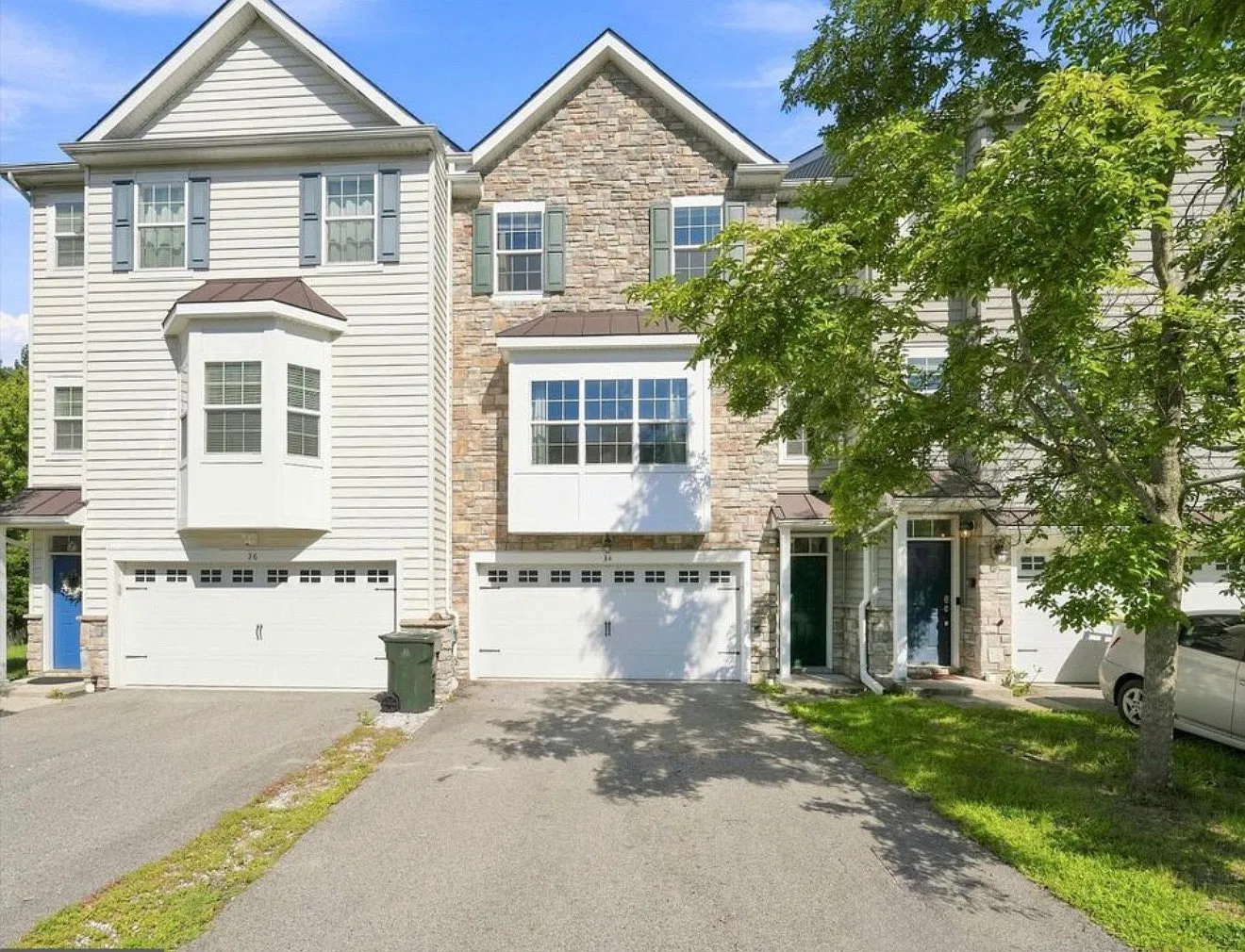 3 bed, 2.5 bath, 2500 sqft, $2,495 — Photo 1