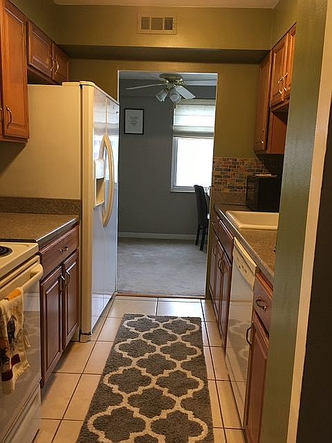 1st image of 11850 Edgewater Dr APT 509