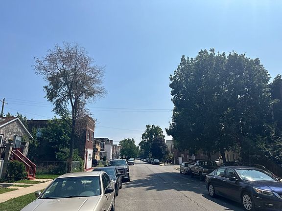 4th image of 1438 S 51st Ave