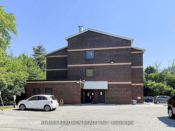 4th image of 166 Olive St #210