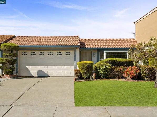 33203 Lake Garrison St, Fremont, CA 94555