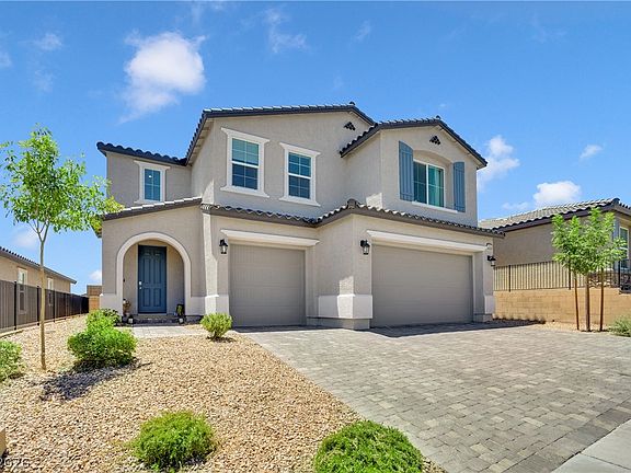 3rd image of 10961 Parsley Ave
