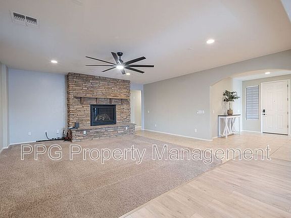 4th image of 18465 W Desert Ln