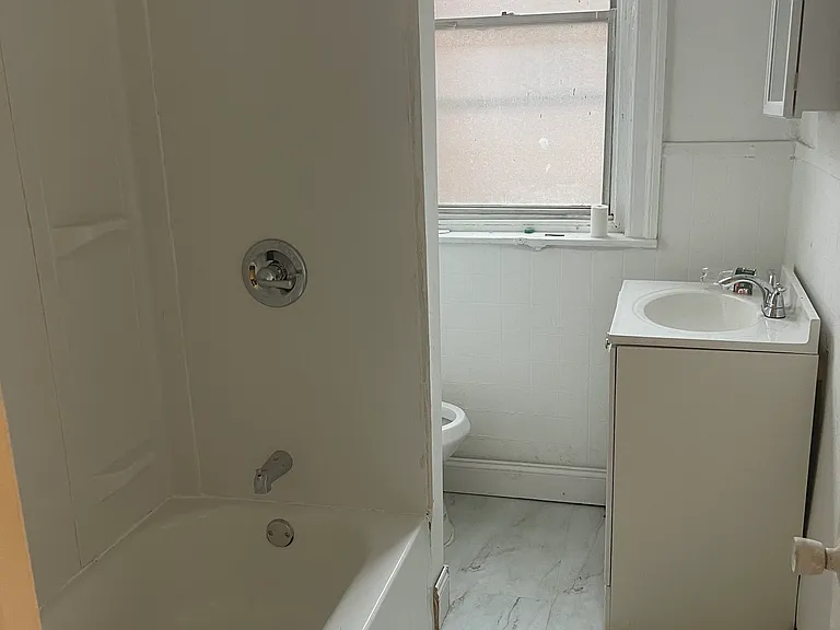 5842 Norfolk St — Photo 5