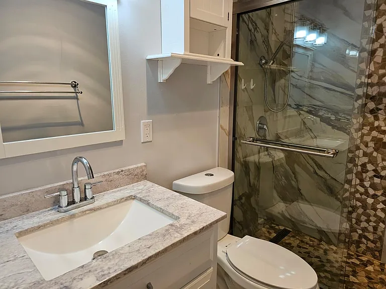 2148 Sherwood Forest Blvd #4 — Photo 18