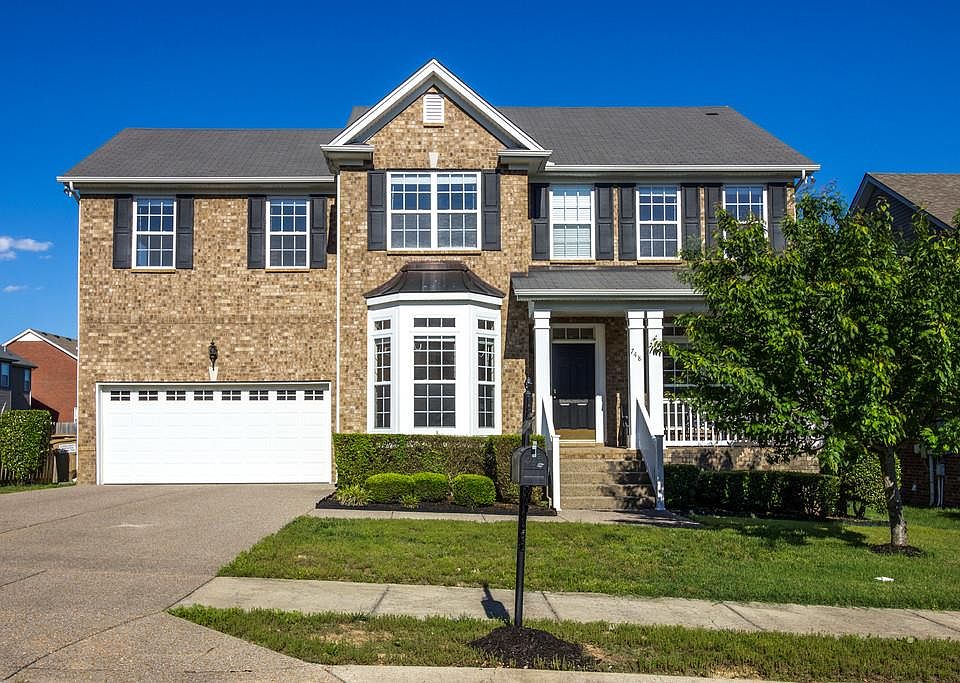 1st image of 748 Cowan Dr