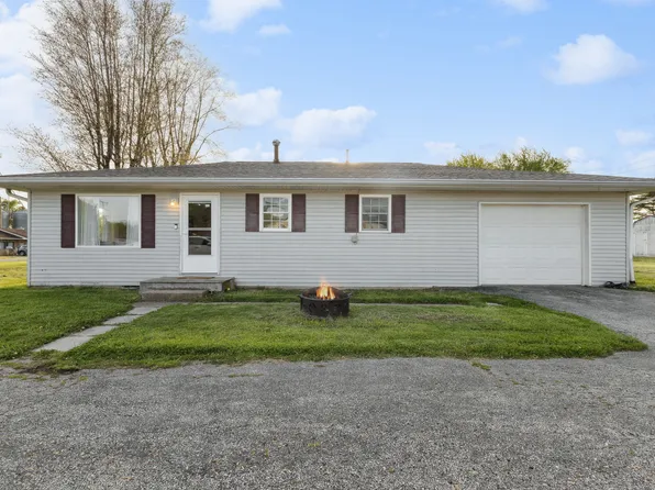 155 E Logan St, Cloverdale, IN 46120