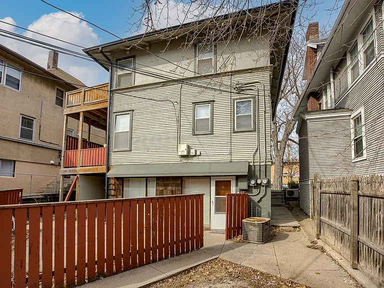 115 S 38th St #3 — Photo 21