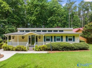 720 Holiday Shores Rd, Scottsboro, AL 35769