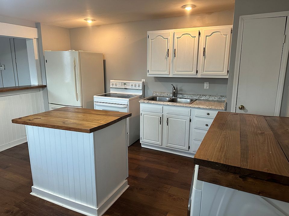 1st image of 178 N High St #178