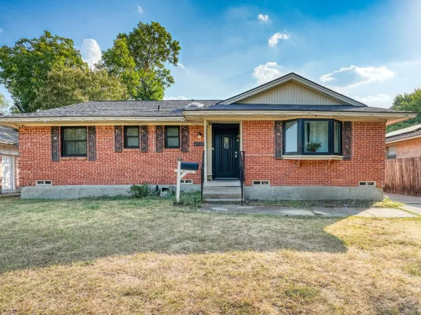 4523 Live Oak Dr, Mesquite, TX 75150