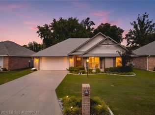 8104 S 24th St, Fort Smith, AR 72908