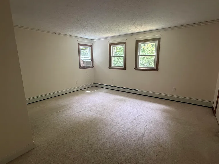 26 Twist Hill Rd #D — Photo 7