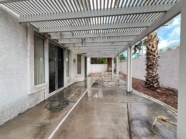 2105 Eaglepath Cir — Photo 33