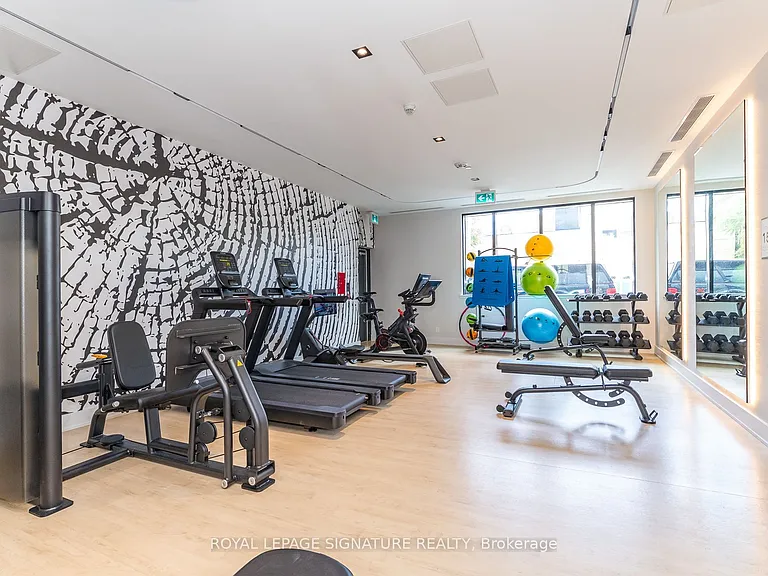 785 Dovercourt Rd #1105 — Photo 37