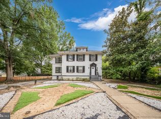 4605 Calvert Rd #202, College Park, MD 20740