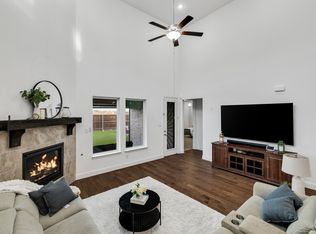2401 Silver Leaf Cir, Argyle, TX 76226