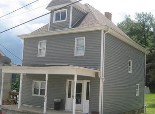 Summit St, Penn, PA 15675