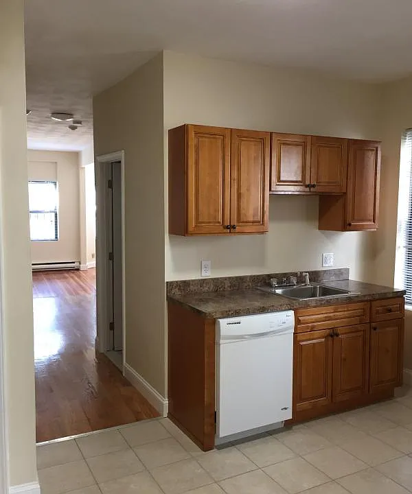 891 Huntington Ave #2
