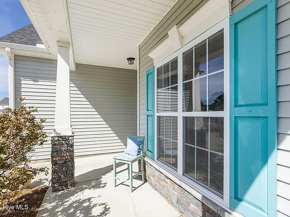 3rd image of 205 Mango Place S