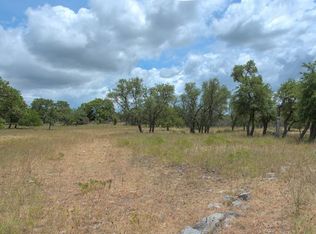 2 N Spanish Oak Trl, Kerrville, TX 78028