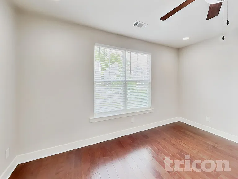 1326 Sula Dr — Photo 3