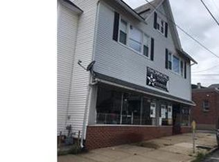 11 S Robinson Ave, Pen Argyl, PA 18072