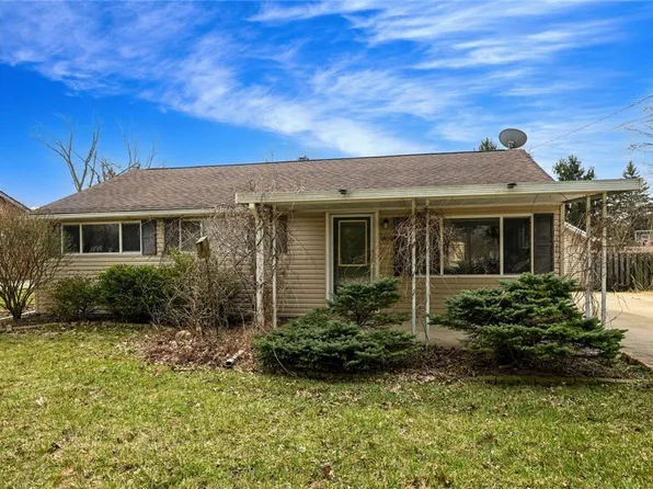 1922 Edgewood Dr, Twinsburg, OH 44087