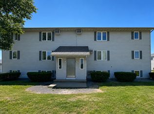 415 W Jefferson St #2B, Gardner, IL 60424