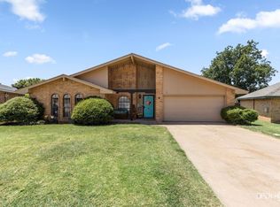 1711 Downhill Dr, Wichita Falls, TX 76302