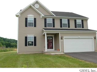5799 Strawmount Trl, Chittenango, NY 13037