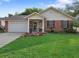 114 Barrington Dr, Saint Peters, MO 63376
