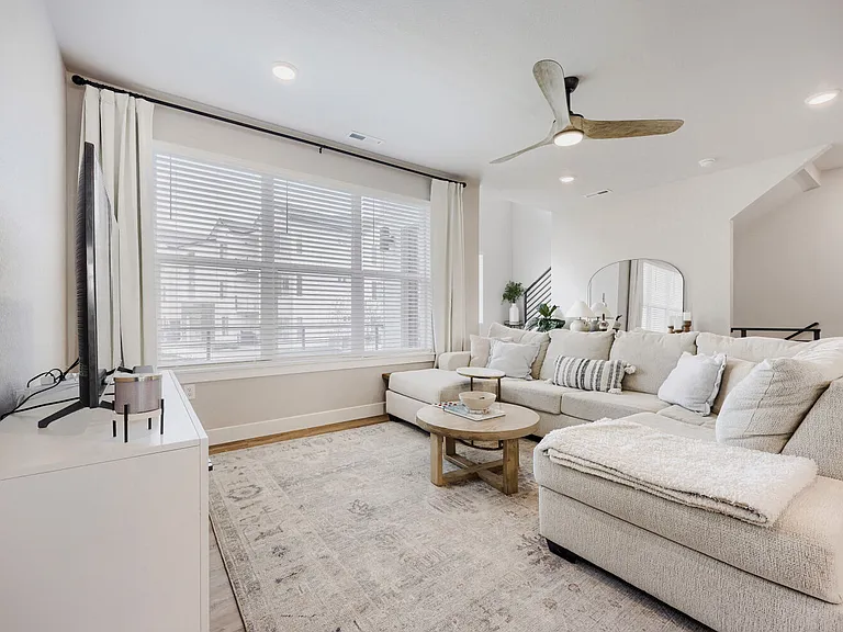 10725 Lewanee Point — Photo 7