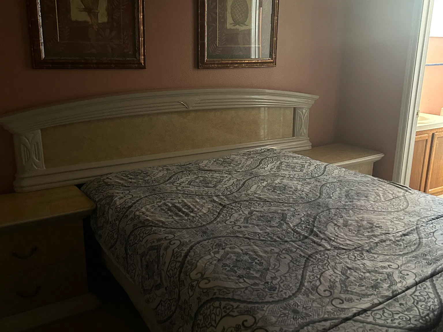 5 bed, 3105 sqft, $800 — Photo 1