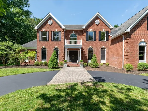 9 Split Rock Road, Pound Ridge, NY 10576