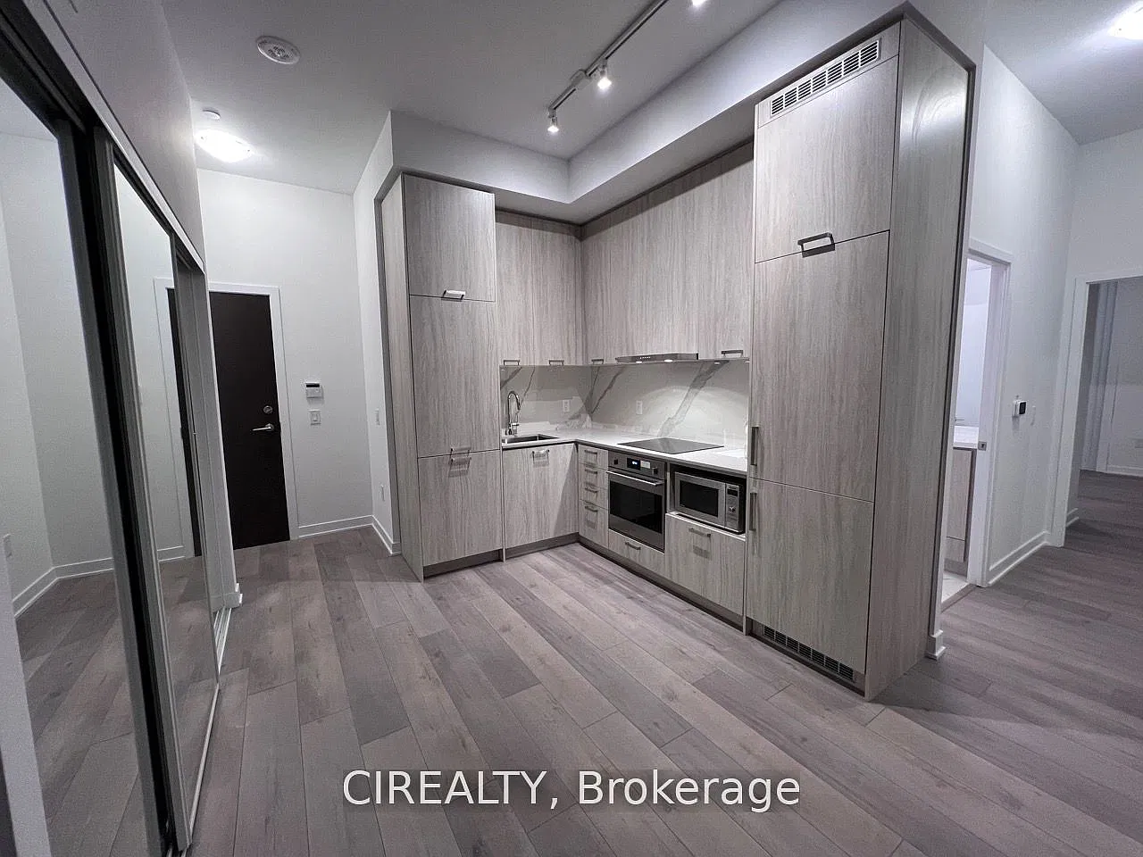 2 bed, $2,650 — Photo 2