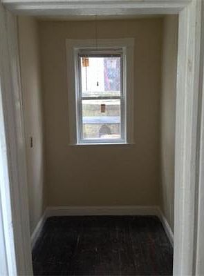 5th image of 63 Marlborough St #1