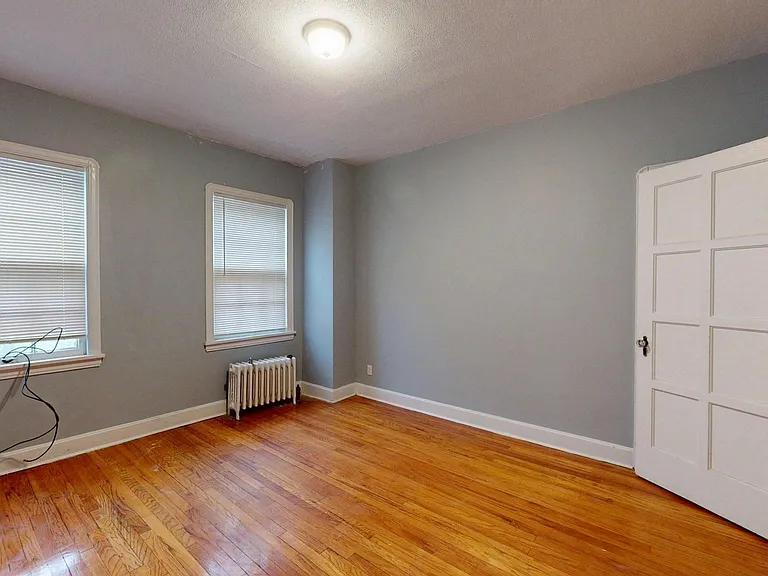 2534-2538 Kemper Rd — Photo 19
