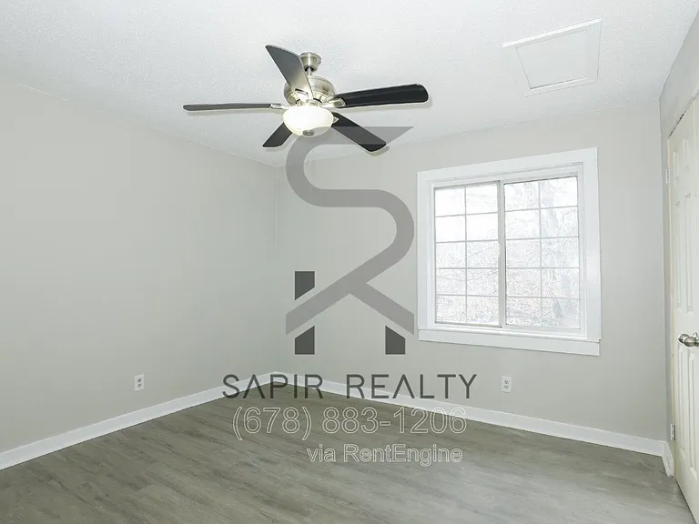 2055 Alison Ct SW #8 — Photo 6