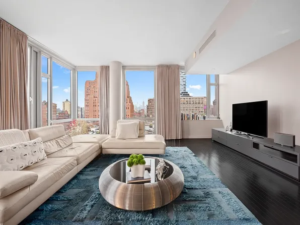 85 W Broadway, New York, NY 10007