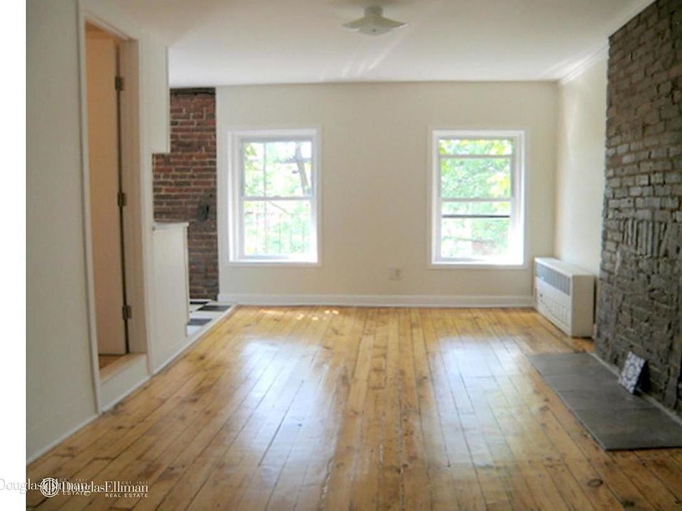 1st image of 174 Degraw St APT 3