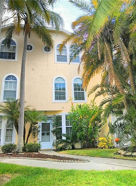 1st image of 2652 Sabal Springs Dr APT 2